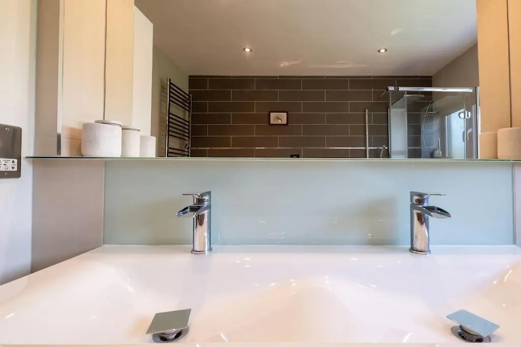Vakantiehuis Stunning 5-Bed 3-Bath House Close To The Sea! Hove